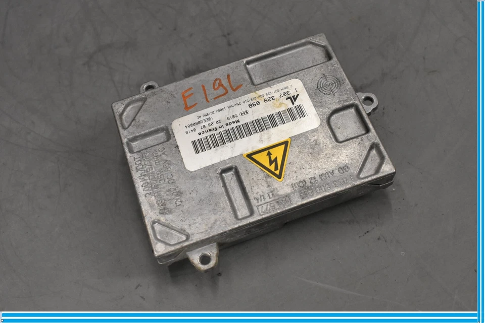 04-11 Volvo C70 Left Side Xenon Hid Headlight Ballast Module Control Unit Oem - Image 2 of 4