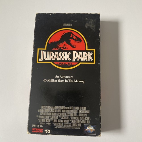 Jurassic Park !! In VHS!! Box ist gewarnt aber spielt gut!