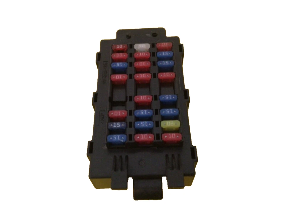 2004 - 2007 Chevrolet Optra Sedan Under Dash Fuse Relay Box Assembly OEM - Image 3 of 4