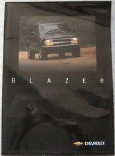 1998 Chevrolet Blazer Brochure Pub.No. US 01 21005 98 10/VM 98 00084