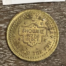 nice SHOWBIZ PIZZA PLACE TOKEN BRASS Chuck E Cheese competition  Lot — W3.x1