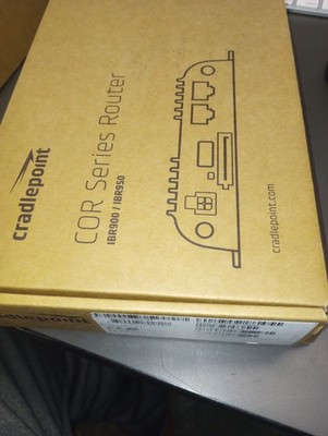 NEW CRADLEPOINT IBR900-600M 4G LTE DUAL BAND ROUTER TC03-0900600M-EM