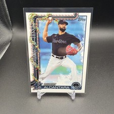 2025 Topps Holiday Sandy Alcantara #H144 Marlins