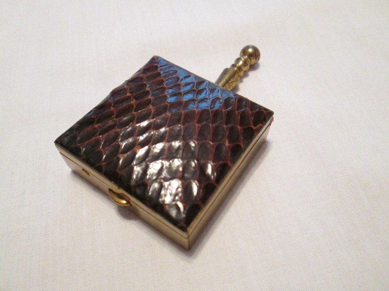 Vintage Gold & Snakeskin Pill Snuff AshtrayTrinket Box W/ Handle "Silent Butler"