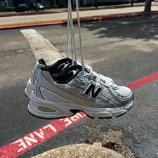 New Balance Men s Low Top Lace Up Athletic Sn...