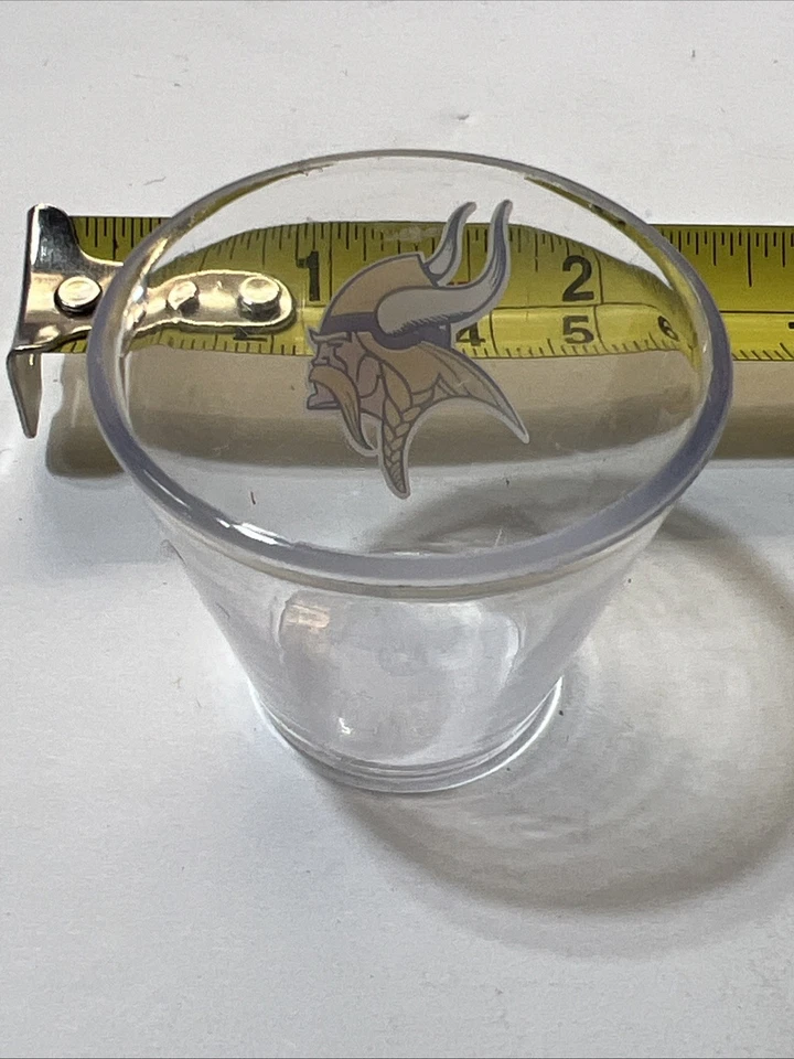 Vaso de chupito de colección de los Minnesota Vikings de la NFL - plástico - solo 1 pieza Foto 2 de 4