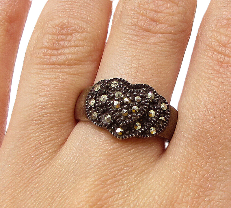925 Sterling Silver  Vintage Marcasite Love Heart Band Ring Sz 9  RG3273
