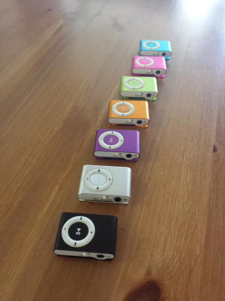 MINI MP3 PLAYER BRAND NEW 8GB to 32GB MEMORY WITH CLIP - Local Brisbane Seller ! - Image 3 of 4