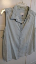 Women Lightweight Stonewash Blue Denim Top Sleeveless XL Curve Hem Button L NWT