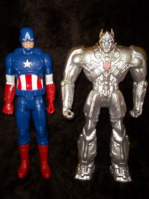 2 Action Figure Captain America and Transformer Optimus Prime Europe Silver 