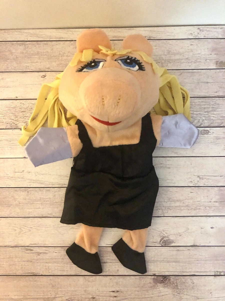 Miss piggy hand deals puppet