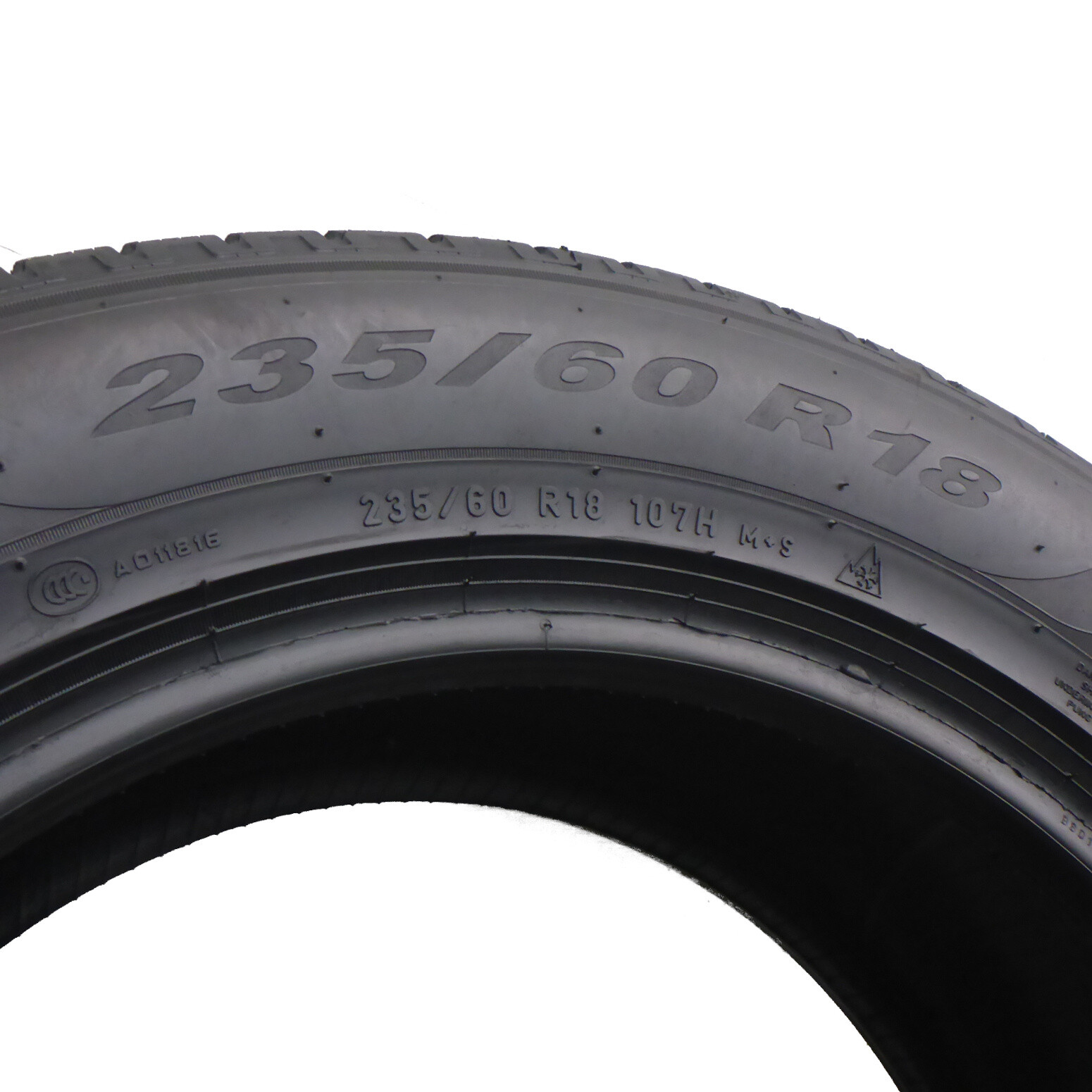 2 X Pirelli 235/60 R18 107H XL Scorpion Winter Pneu D'Hiver 2018, 2019