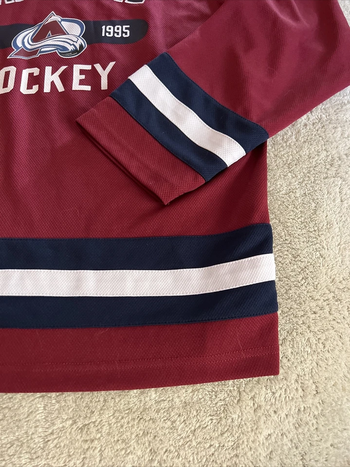 Colorado Avalanche Hockey Boys Burgundy Navy Blue Long Sleeve Sweater Jersey 18 - Image 4 of 4