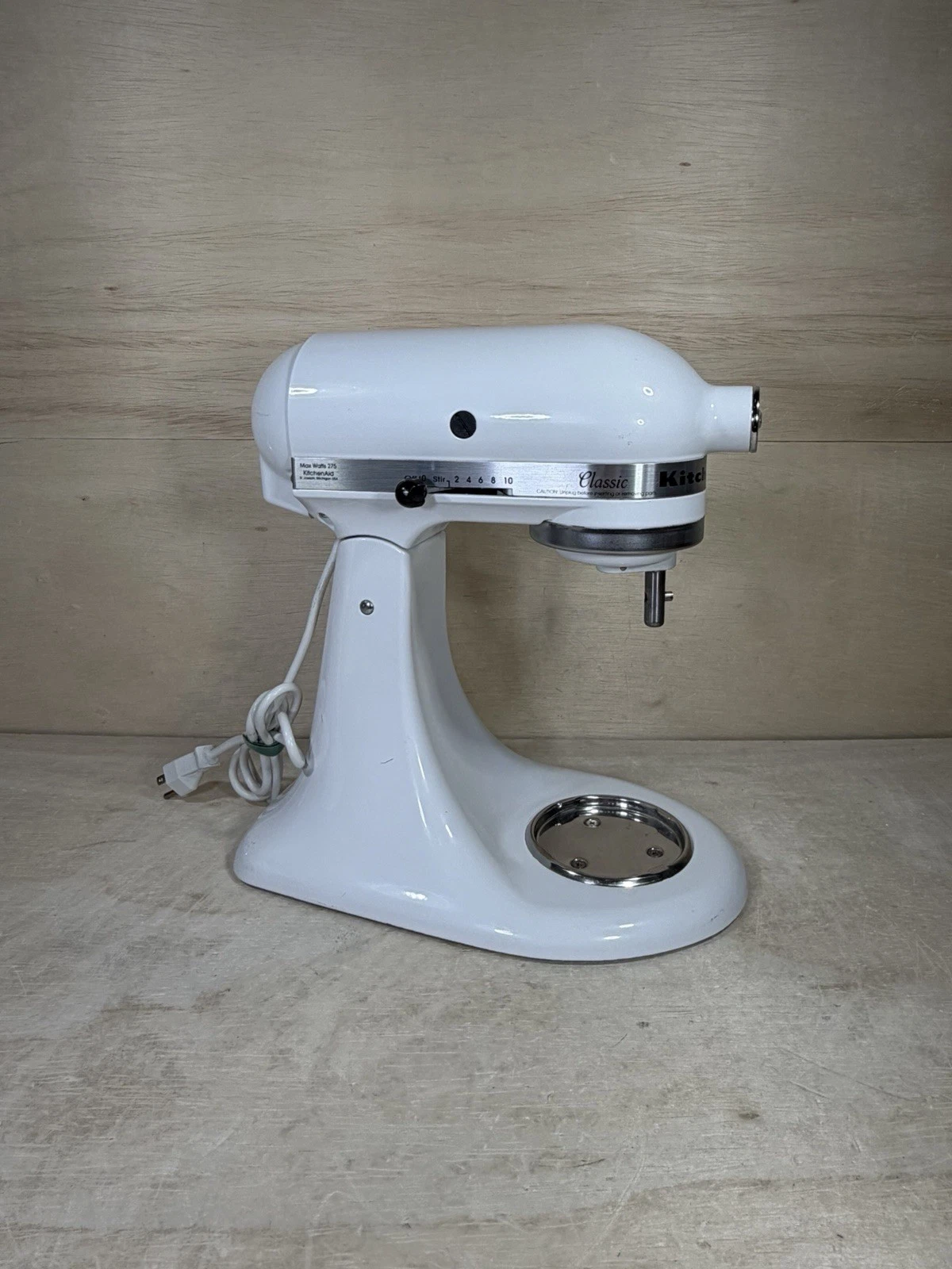 KitchenAid Classic Series K455 4.5 Quart Tilt-Head Stand Mixer Only - Tested
Opens in a new window o