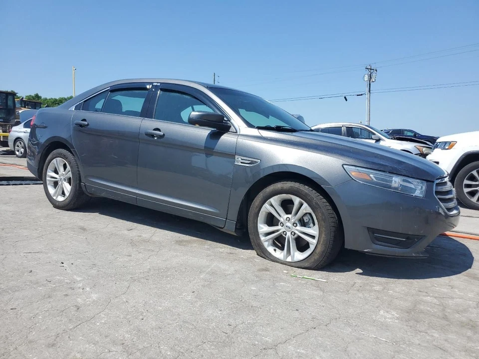 Conjunto de luz de giro/estacionamiento usado se adapta a: Ford Taurus Park 2015 lámpara de giro Foto 4 de 4