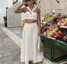 NWT ZARA WOMAN WHITE EMBROIDERED SKIRT SIZE M