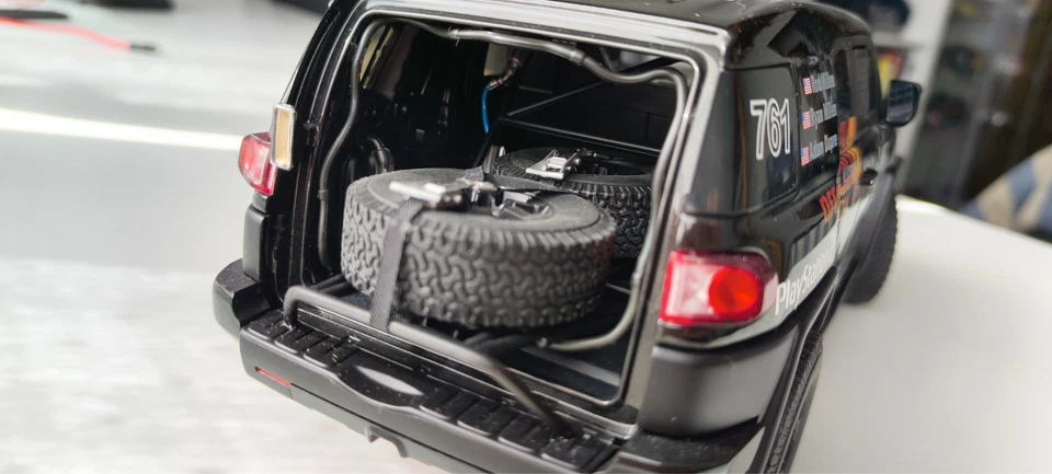 1/18 Toyota FJ Cruiser TRD Baja Prototype 2007 AutoArt  - Imagen 3 de 4