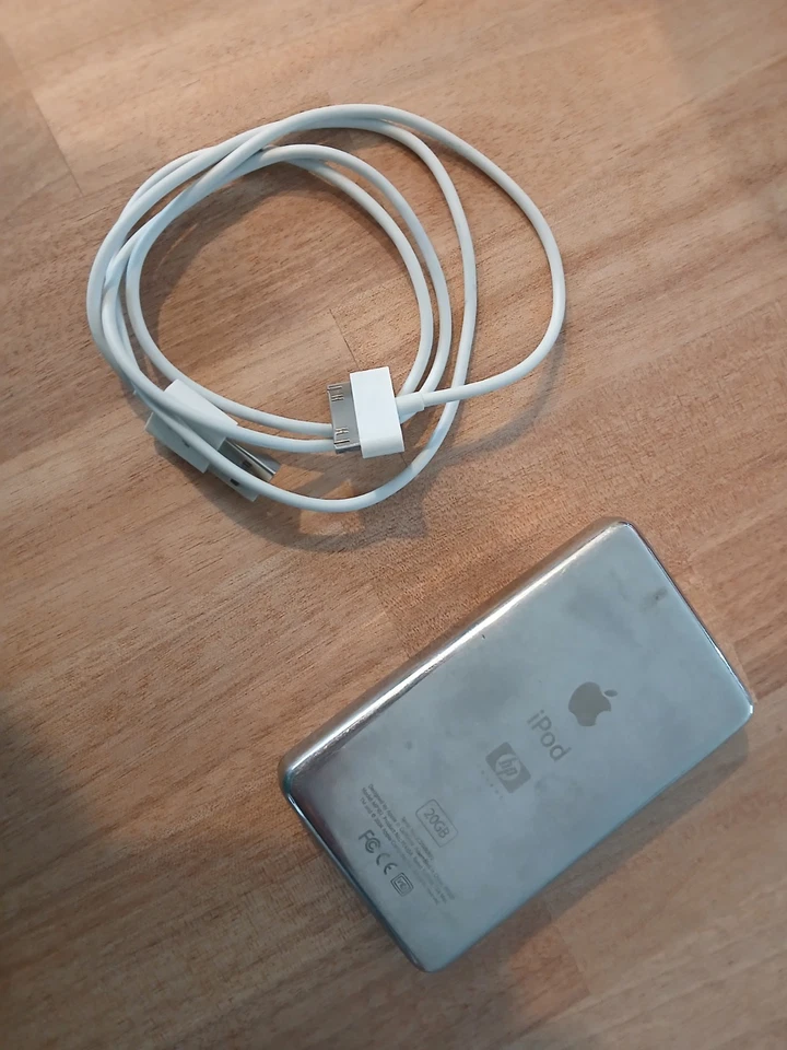 Apple iPod 4th Gen MP102 HP Classic White 128GB IFlash Modded New BATT! - Image 3 of 4