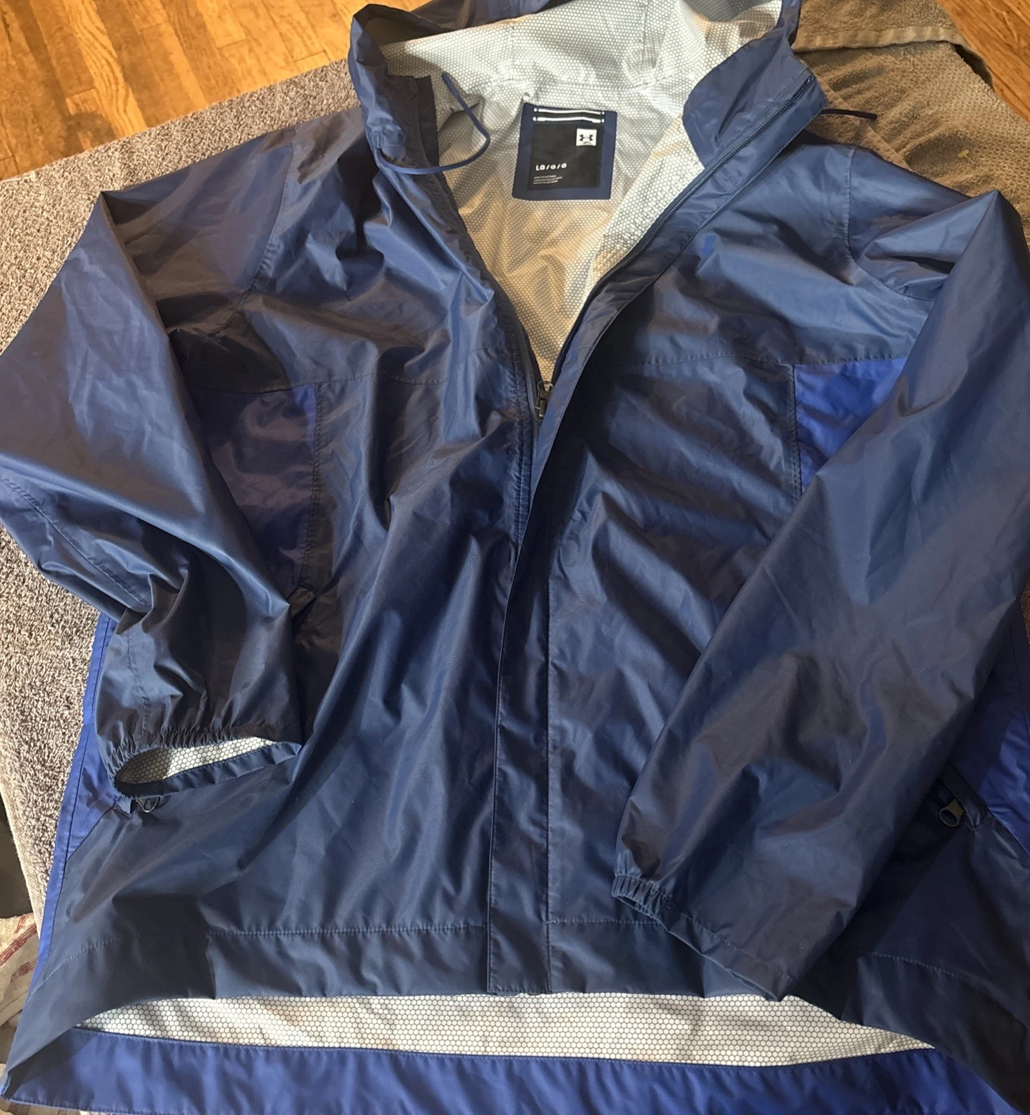 Under Armour Mens Large Storm UA Cloudburst Shell Jacket Rain Coat