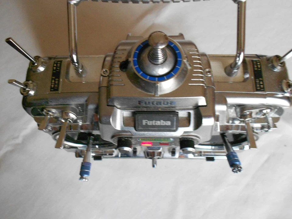 Megasender Robbe Futaba PCM 1024 9ZH WC2 35Mhz Vintage Retro bitte kompl. lesen - Bild 3 von 4