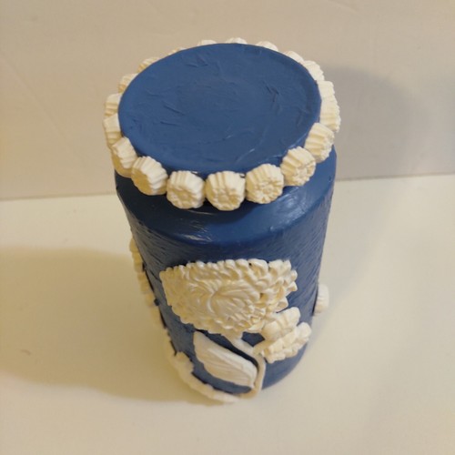 7" blau & weiß Blumen verziert Glas Glas/Vase. Signiert - Bild 5 von 6