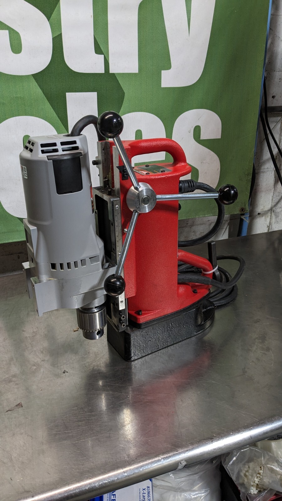 Milwaukee Drill Press Mag Drill with 3/4" Motor 42061