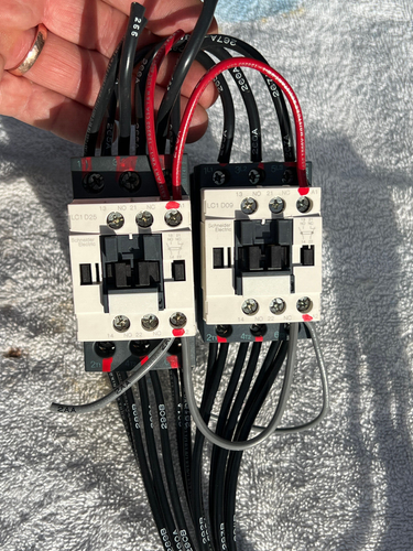 *LOT {2 +} SCHNEIDER *CHILLER* CONTACT BLOCKS {1} LC1 D25 & LC1 D09; {2} LAD4RCU - Picture 2 of 8