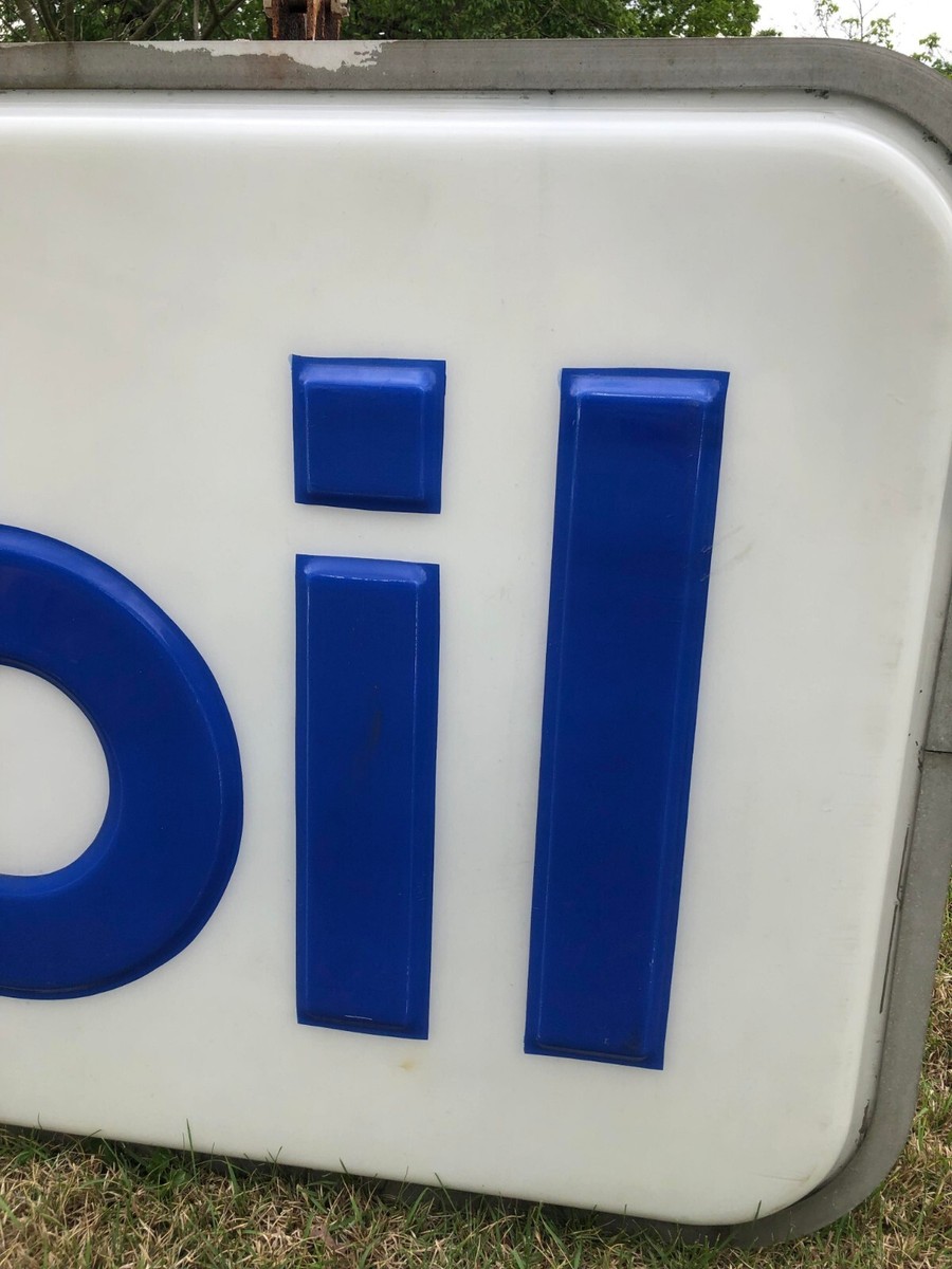 1970s Mobil Gas Light Up Sign. Double Sided. Plastic 8ftx4ft