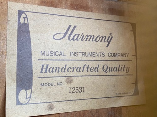 Vintage HARMONY STELLA Parlor Acoustic Guitar. Model 12531 RARE - Picture 6 of 19