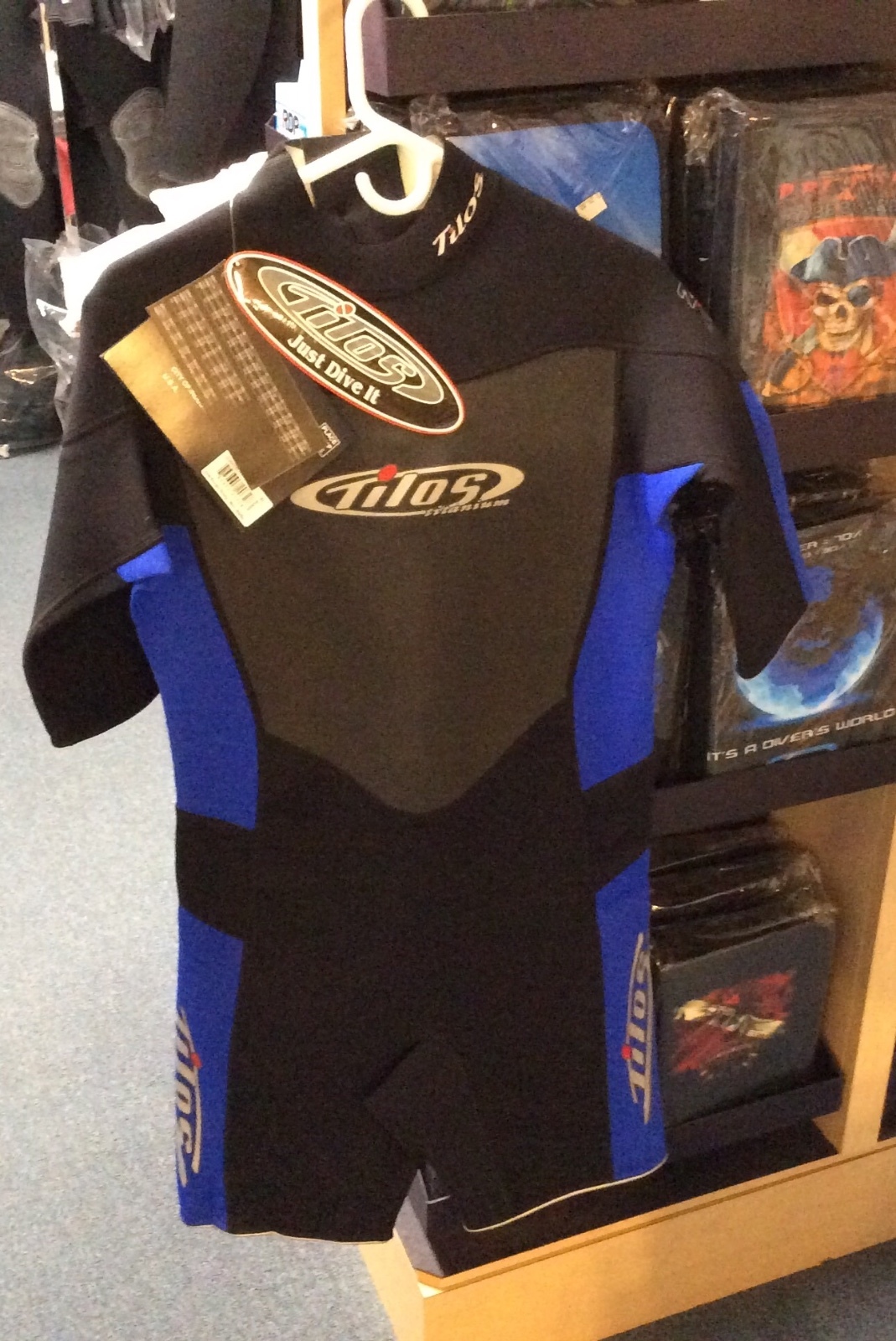 Tilos 2mm 4Way Stretch Escape Shorty Wetsuit MEN J2206S scuba diving