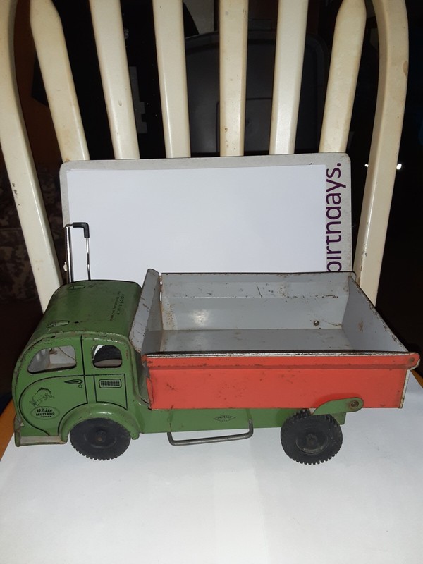 VTG VERY RARE Wolverine toys made in PA USA White 3000 Mustang Power Dump Truck 