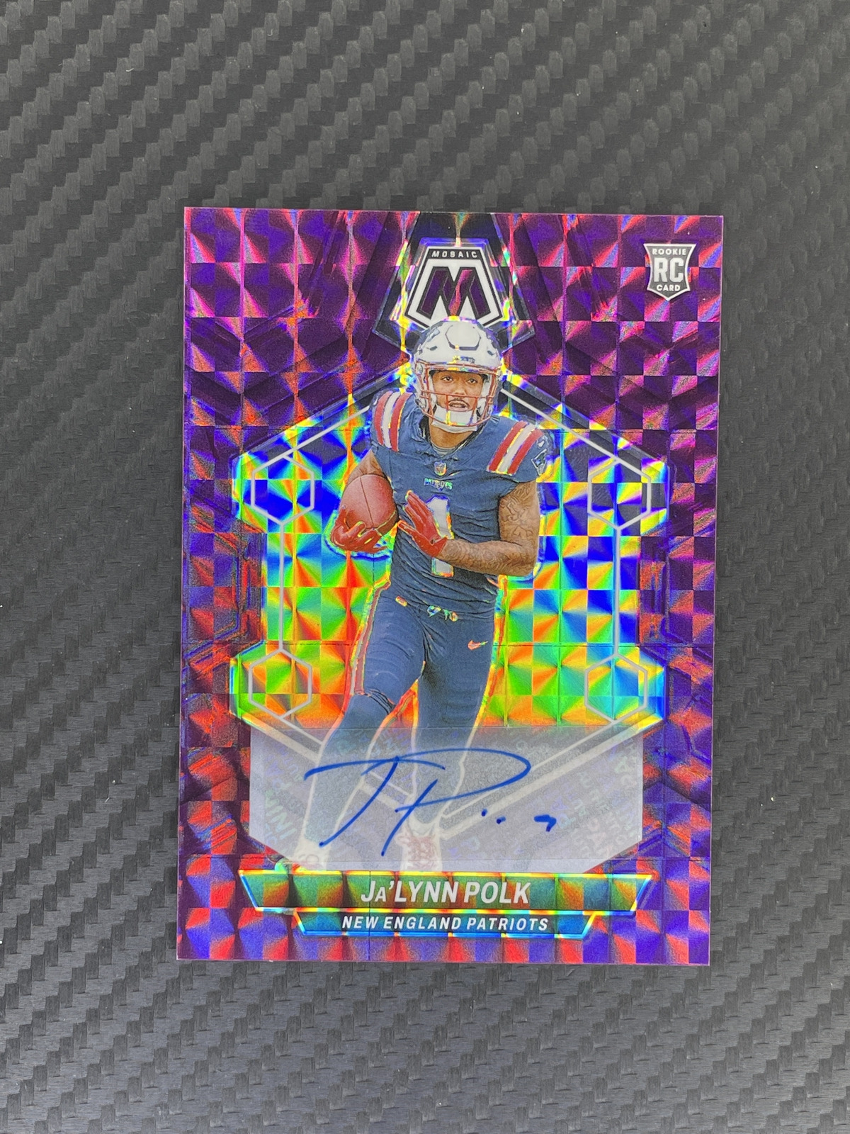 2024 Mosaic Ja'Lynn Polk RC Rookie Auto Mosaic Purple /49 Patriots LK082