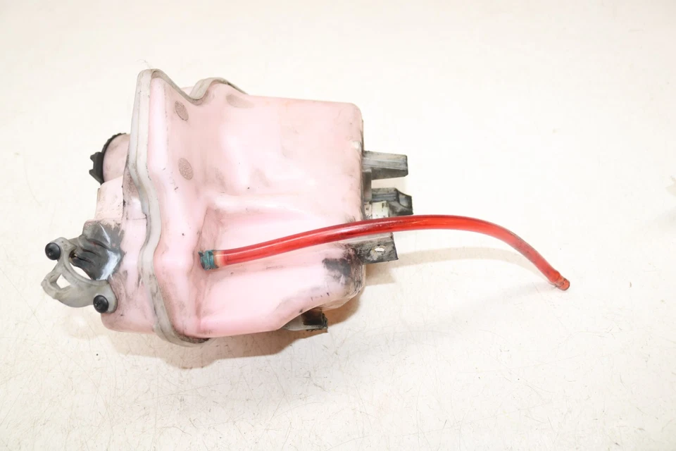 2018 Ski-doo Renegade Backcountry 850 146" Gen 4 Oil Tank & Cap Assembly - Изображение 4 из 4