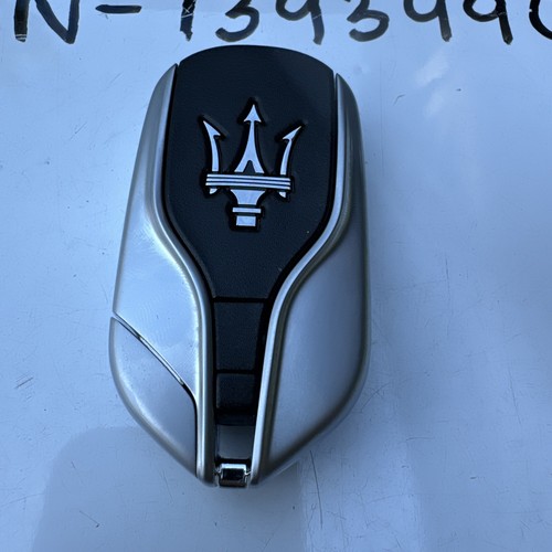 OEM MASERATI LLAVE INTELIGENTE MANDO A DISTANCIA FCC ID M3N-7393490 CON ESTUCHE - Imagen 12 de 14