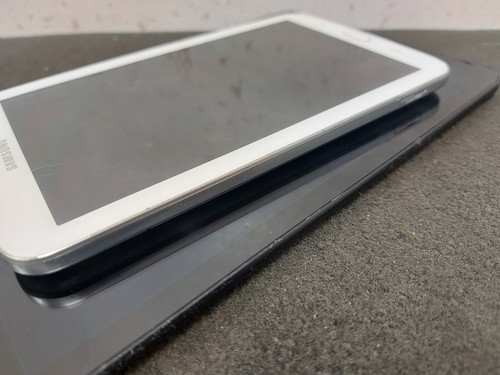 2X Samsung Tablet JobLot Bundle (Damaged/Faulty) For Parts Only — Untested — #23 - Picture 14 of 15