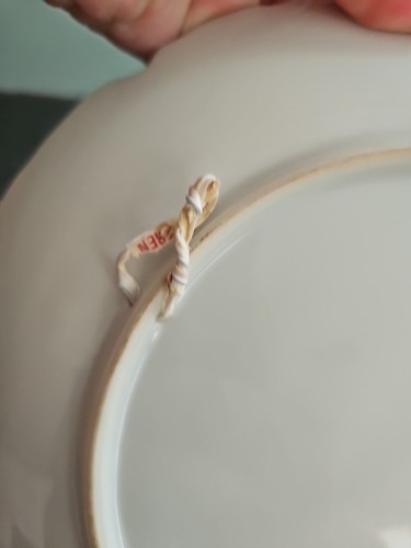 Vintage hand painted Hummingbird Trumpet Vine Wall Plate Beautiful Unmarked  - Picture 12 of 13