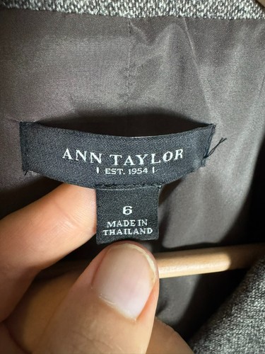 Ann Taylor Women's Button Blazer Jacket Size 6 Gray Wool Blend Suit Coat Lined - Picture 7 of 11