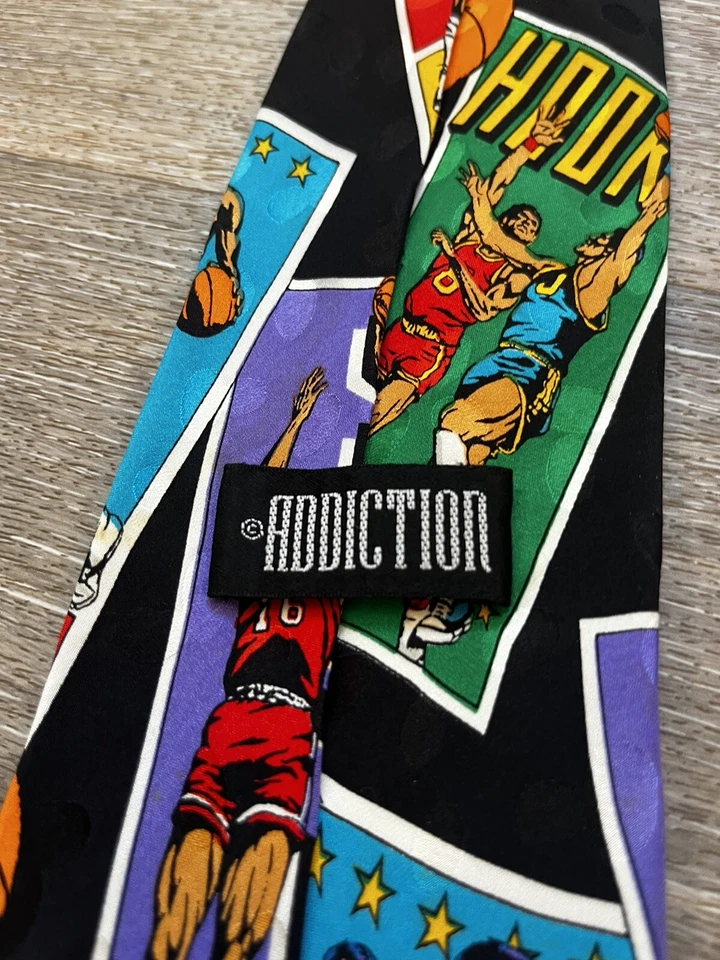 Corbata de seda vintage para hombre con estampado de baloncesto corbata adicción 3,75" de ancho usada en excelente estado Foto 3 de 4