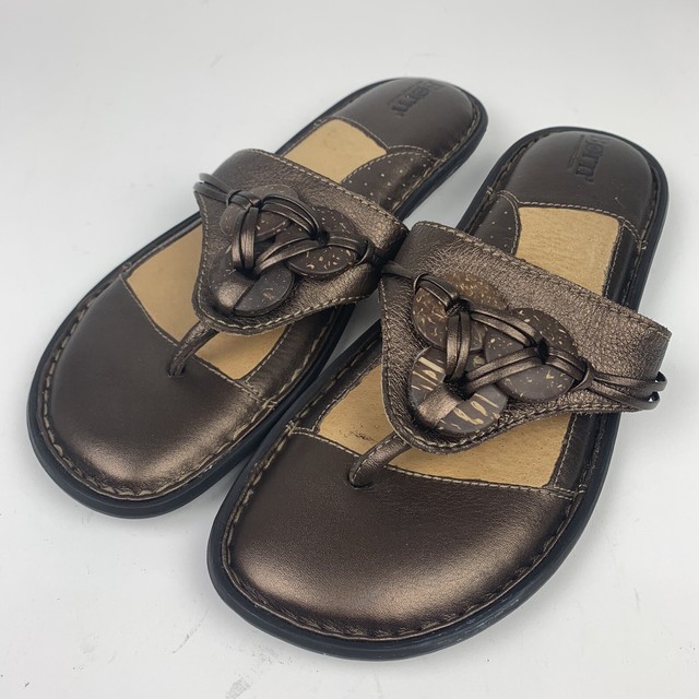 BOC Born Sandals, Womens 9m Bronze Leather Beaded Detail Flat Thong Sandal | eBay
