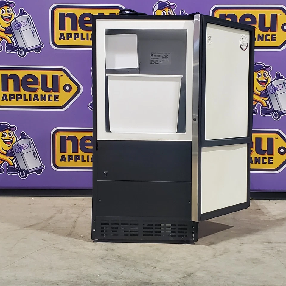 Máquina de hielo estilo cubo U-Line UACR115-SS01A con cubo y bomba Foto 2 de 4