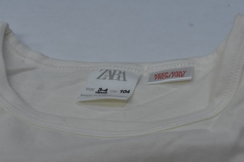 Zara Bulk Lot Of 3 Girls Size 3-4 Long Sleeve Casual Winter Fall T-Shirts NWOT - Picture 7 of 7