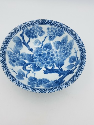 JAPANESE FINE PORCELAIN LARGE FOOTED BOWL BLUE & WHITE BLOSSOM FLORAL GEOMETRIC - Picture 6 of 12