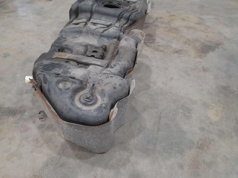 Conjunto de tanque de combustible Chevy Traverse 2009-2017 OEM 20953811 Foto 2 de 4