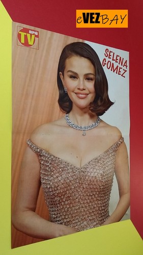 SELENA GOMEZ - POSTER - cantante star internazionale in the dark calm down hot - Foto 1 di 2