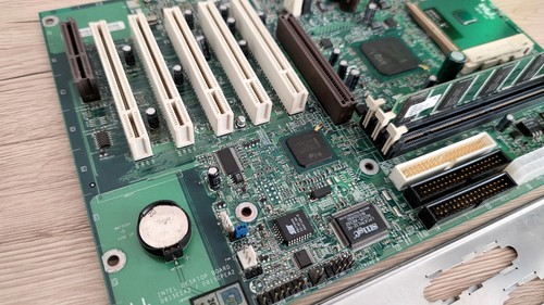 Intel D815EEA2/D815EPEA2 PGA370 A45154-205 Industrial Motherboard + CPU - Picture 14 of 16