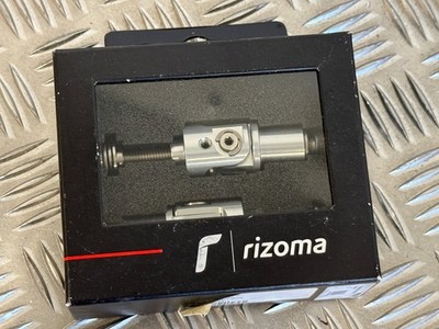 RIZOMA PE606A Rizoma Fußrasten Adapter NOS