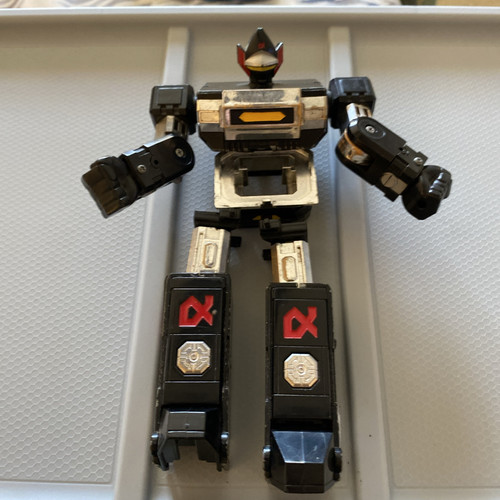 Black Gladiator Action Figure | Voltron II | Diecast | Vintage Bandai 1983 - Picture 1 of 5