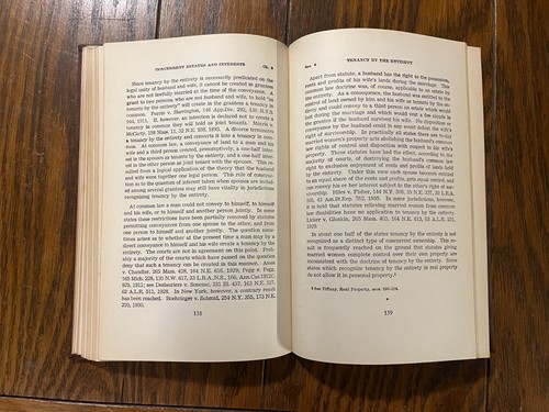 Hardcover A Preliminary Survey of the Law of Real Property Moynihan - Picture 8 of 10