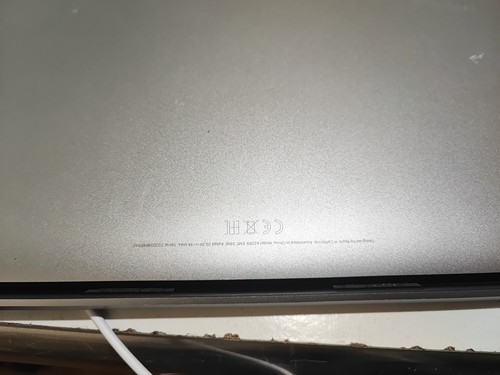 Apple MacBook Pro 13-Inch 2020 Core i5 1.4GHz 8GB Ram 512GB SSD & 336 Cycles - Picture 15 of 16