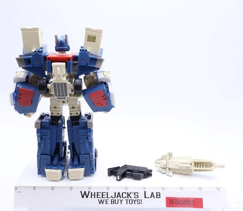 Ultra Magnus W/ Fansproject Parallax City Commander Transformers Classics Hasbro - Picture 3 of 4